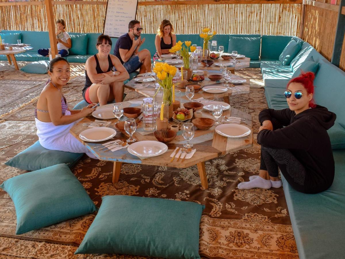 Bedouin Oasis Desert Camp- Ras Al Khaimah エクステリア 写真